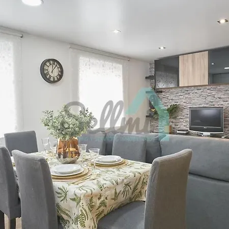 Bonita Casa Cerca Del Centro. Aparcamiento Gratis Apartman