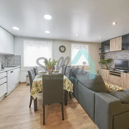 Bonita Casa Cerca Del Centro. Aparcamiento Gratis *